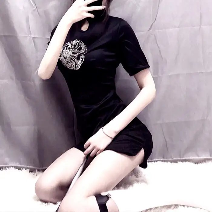 魂断花园中 海报