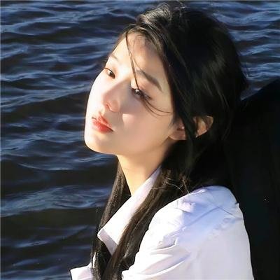 琪莉 海报